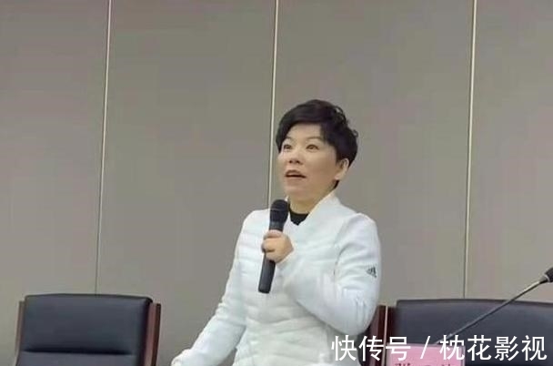 乒乓球|“乒乓女皇”的故事，职业生涯精彩万分，退役之后依旧如此