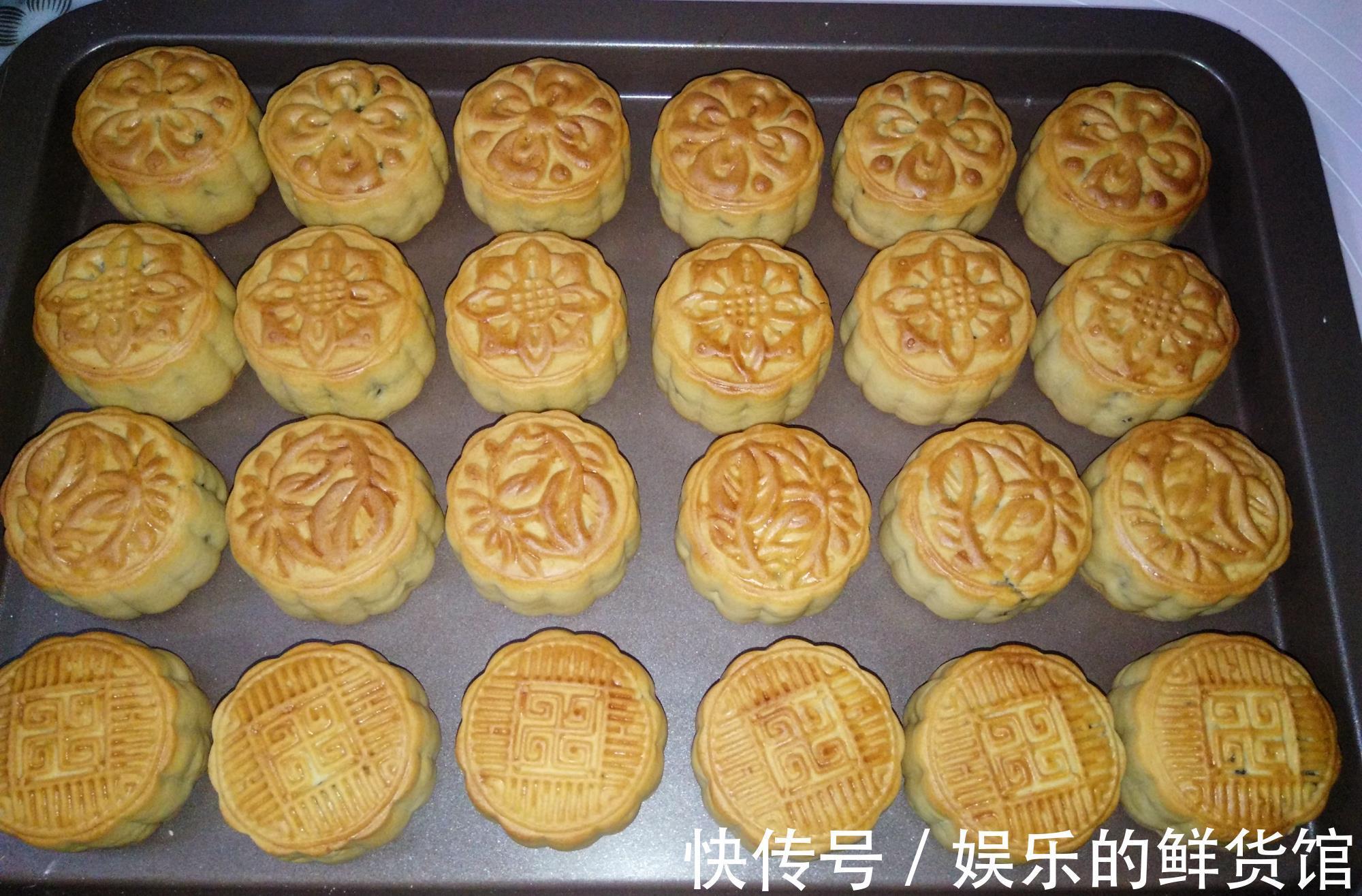 烤箱|自制五仁馅月饼,放白糖还是红糖,区别很大,别放错了