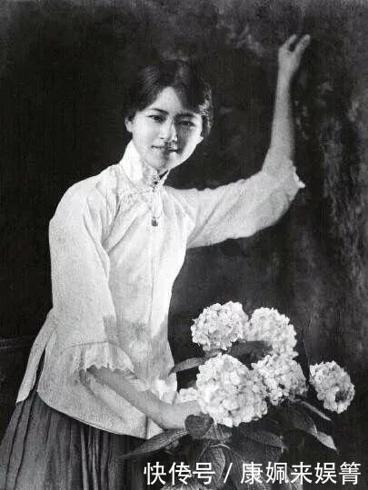 为了爱抛妻弃子的徐志摩,到底是渣男还是情圣?