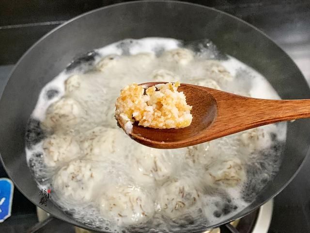 遇上这菜从不手软，2元1斤，简单一煮，营养全面又鲜美