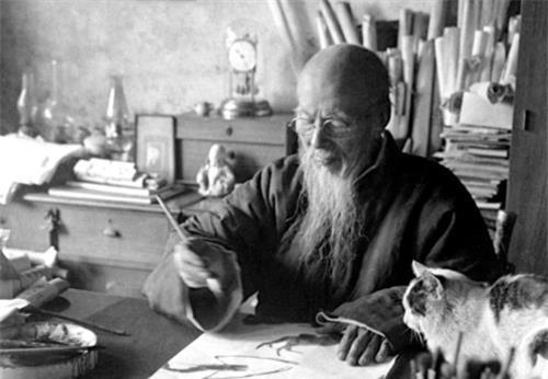 松柏高立图|他画两只鹰,一只卖9890万,一只却卖4.25亿,你看配字写的什么?