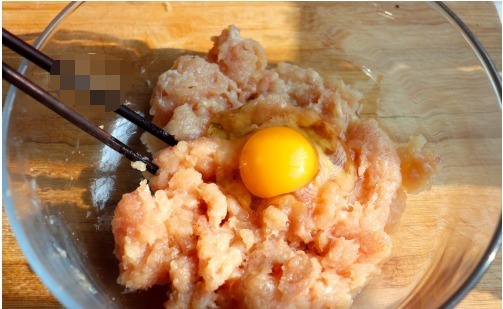 瞬间|冬天要多吃萝卜,学会这2道做法,孩子天天吵着吃,上桌瞬间扫光