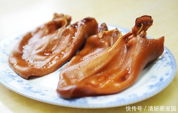 下酒菜|此菜“骨头”越多越抢手，是最过硬的下酒菜，不炒不炖，一拌就好