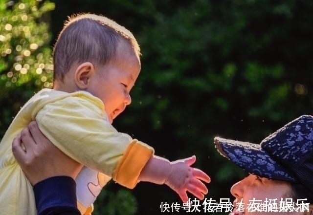 女儿奴|他们做了10多年丁克,妻子意外怀孕如今成女儿奴,谁说丁克不后悔