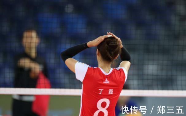 中国女排|女排“小蚂蚁”恐告别赛场,应聘教练员已进入面试,走向执教道路