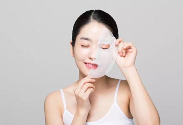 祛斑|黄褐斑还“挑人”?6种女人易长斑,养血祛斑:吃4物,做2事