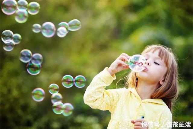 父母|别让礼貌毁掉孩子,这四种行为要摒弃,别再教孩子了