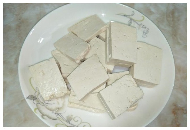 豆腐这样做,香嫩又入味,上桌家人都爱吃,不妨做来试试