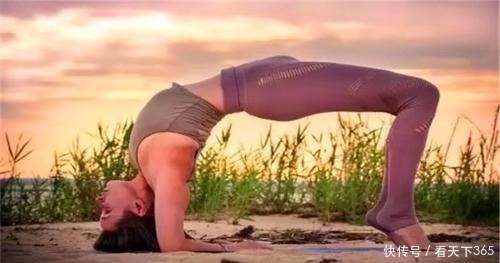 猫式|瑜伽让生活更美好,纤细腰身,塑造曲线,增添女性柔美韵味