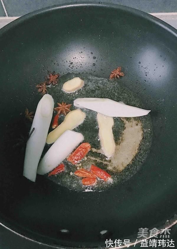 牛肉炖不香，加点这个试试，炖出来的牛肉鲜香焖烂，而且还没腥味