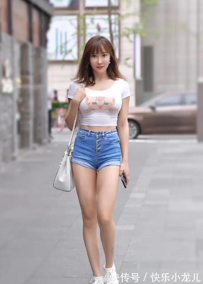 小蛮腰|很有气质的80后辣妈,如果和她结婚,在老家估计是非常有面子