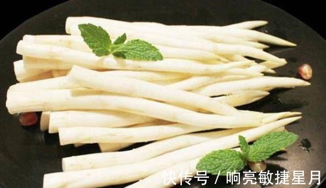淤泥|淤泥中一种野菜，长得像藕带，离水后很快就老！