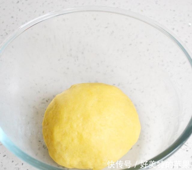 香酥芝麻条,个个香酥嘎嘣脆,比买的好吃