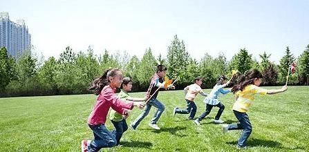 儿科医生|儿科医生:别管现在有多热,这3件事情也不要做,伤害孩子身体