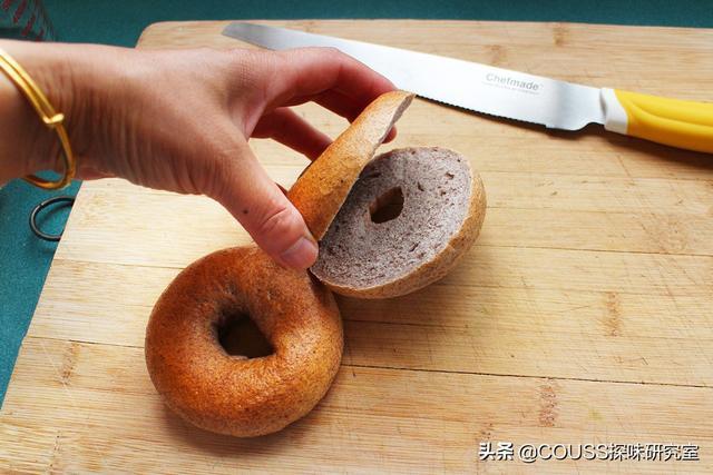 低糖低油的椰香黑全麦贝果,健康又美味