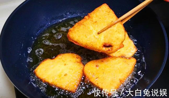 馒头片|炸馒头片，裹蛋液或者沾清水都不对！教您一招，馒头片酥脆不油腻