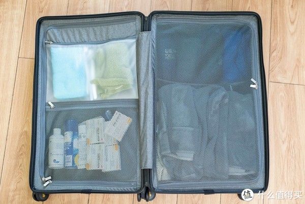 地平线 彪悍的人生不需要解释 ~ 又能打又能看的地平线8号大旅行家行李箱