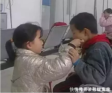 差距|年轻人不爱生二胎不出10年，二胎家庭与独生家庭的差距会拉大