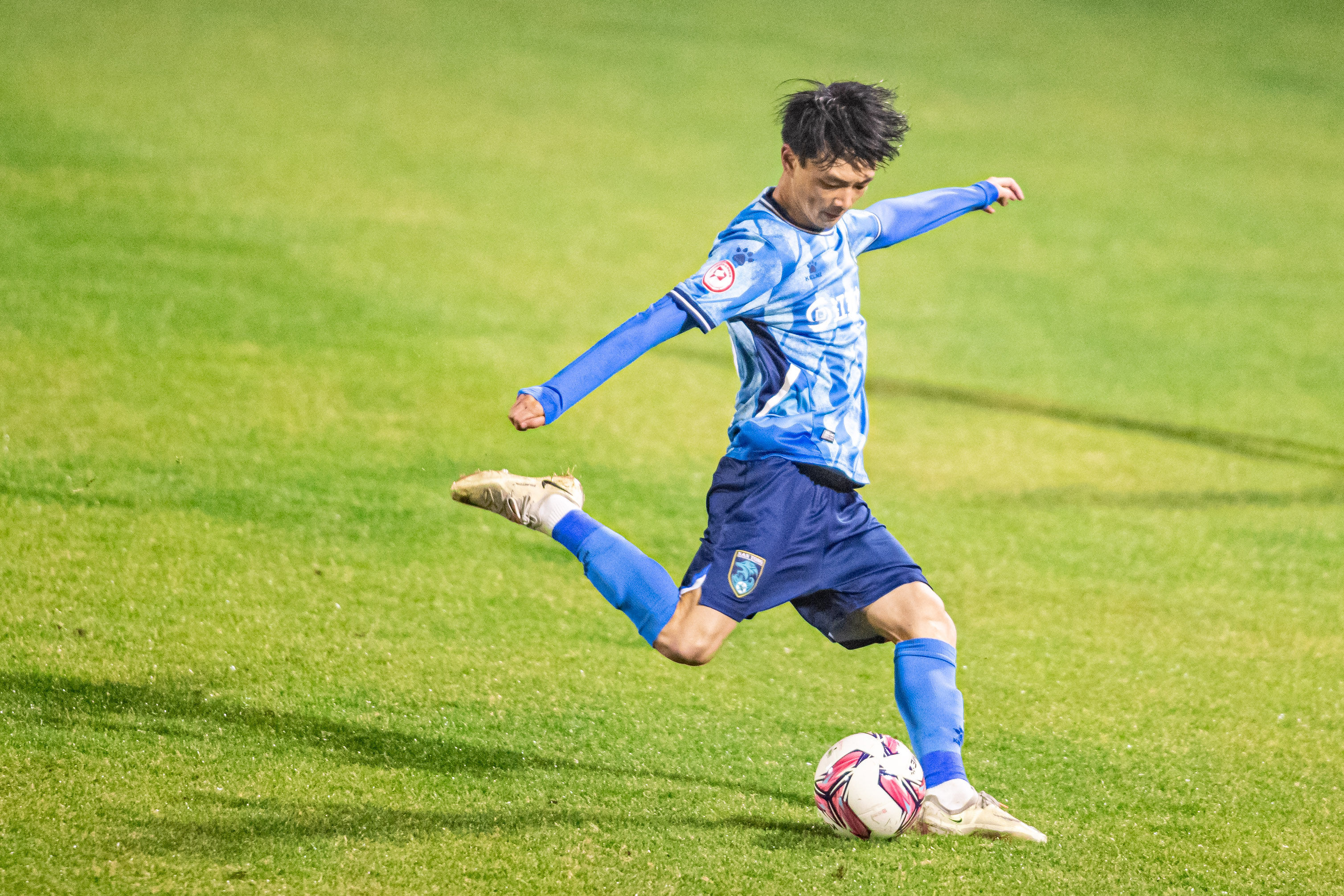 支云|上一名效力草蜢的中國球員：今年恢復(fù)中國國籍，現(xiàn)效力南通