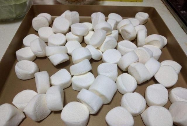 想吃棉花糖不用买，用白糖就能做，好吃健康零添加，干净又卫生