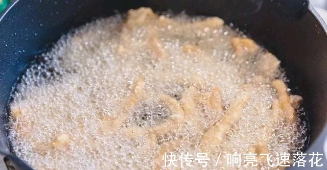 经典开胃菜糖醋里脊，酥脆爽口，酸甜适中，制作精髓都在这里喽！