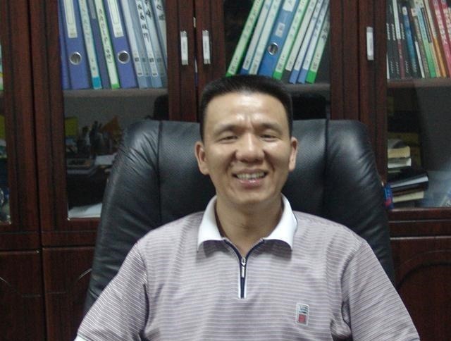 收藏家协会|在龙岗-民营企业家的革命情怀肖成洲有一个私人红色展厅