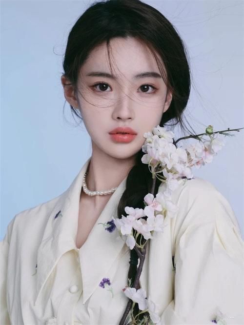 唇部 秋天的“口红”要怎么涂才够好看?从这3个方面下手,精致又洋气