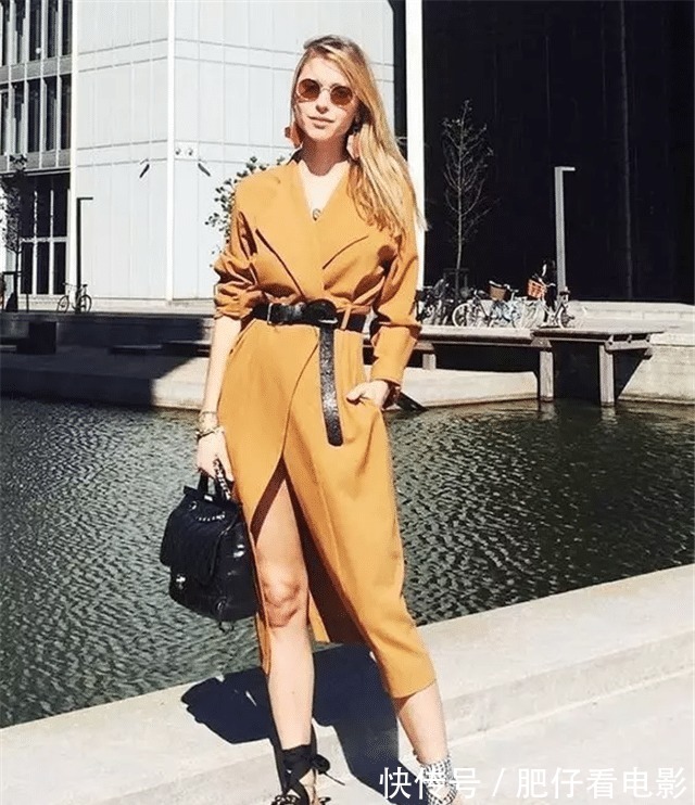 单品 小白鞋已经失宠了，今年流行“1+1鞋”，时尚显高，明星都上头了！