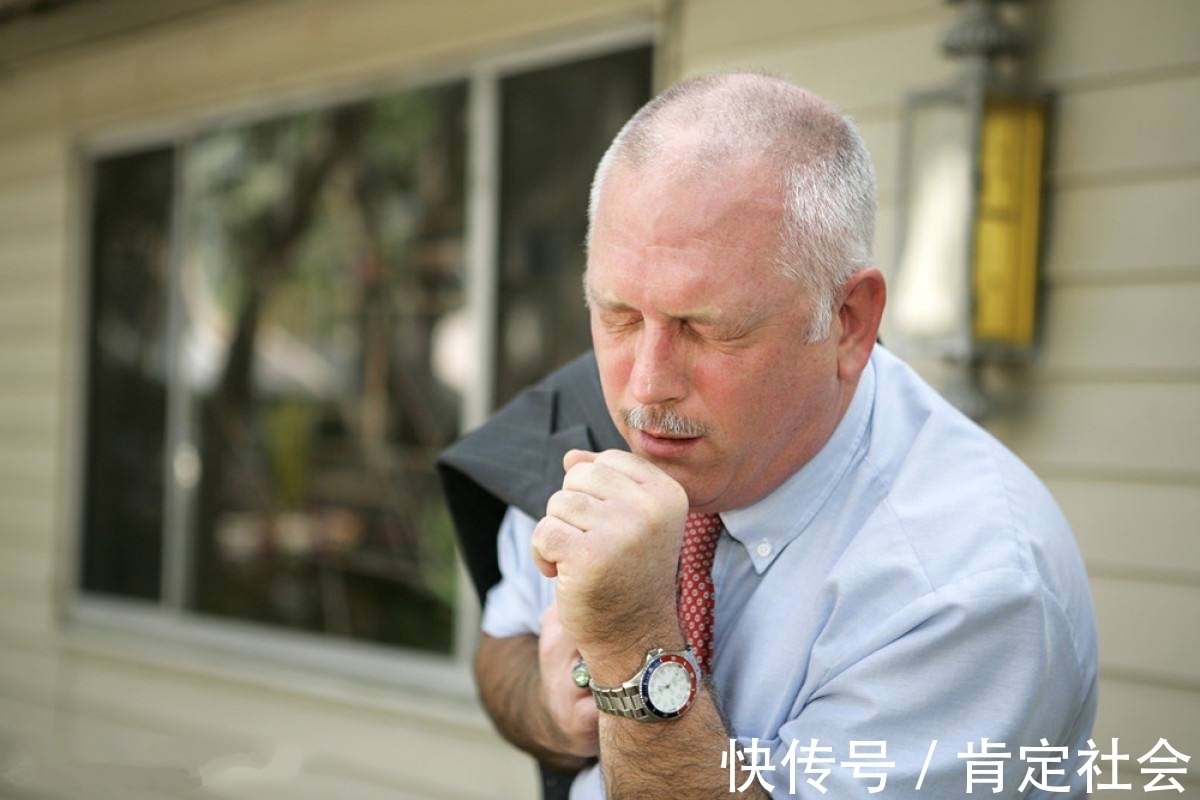 牙龈|早起后若没有4大表现,恭喜,或许“癌细胞”与你无“缘”