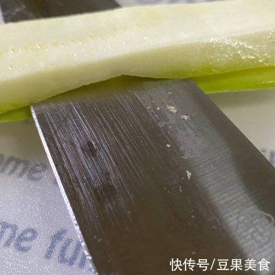水淀粉|酱爆西葫芦就要这样做，10分钟学会，赶快收藏吧