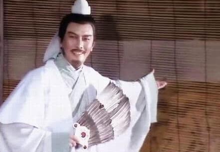 葛亮明白|刘禅在诸葛亮临死前问了句话,诸葛亮愣了:原来你一直在装傻?