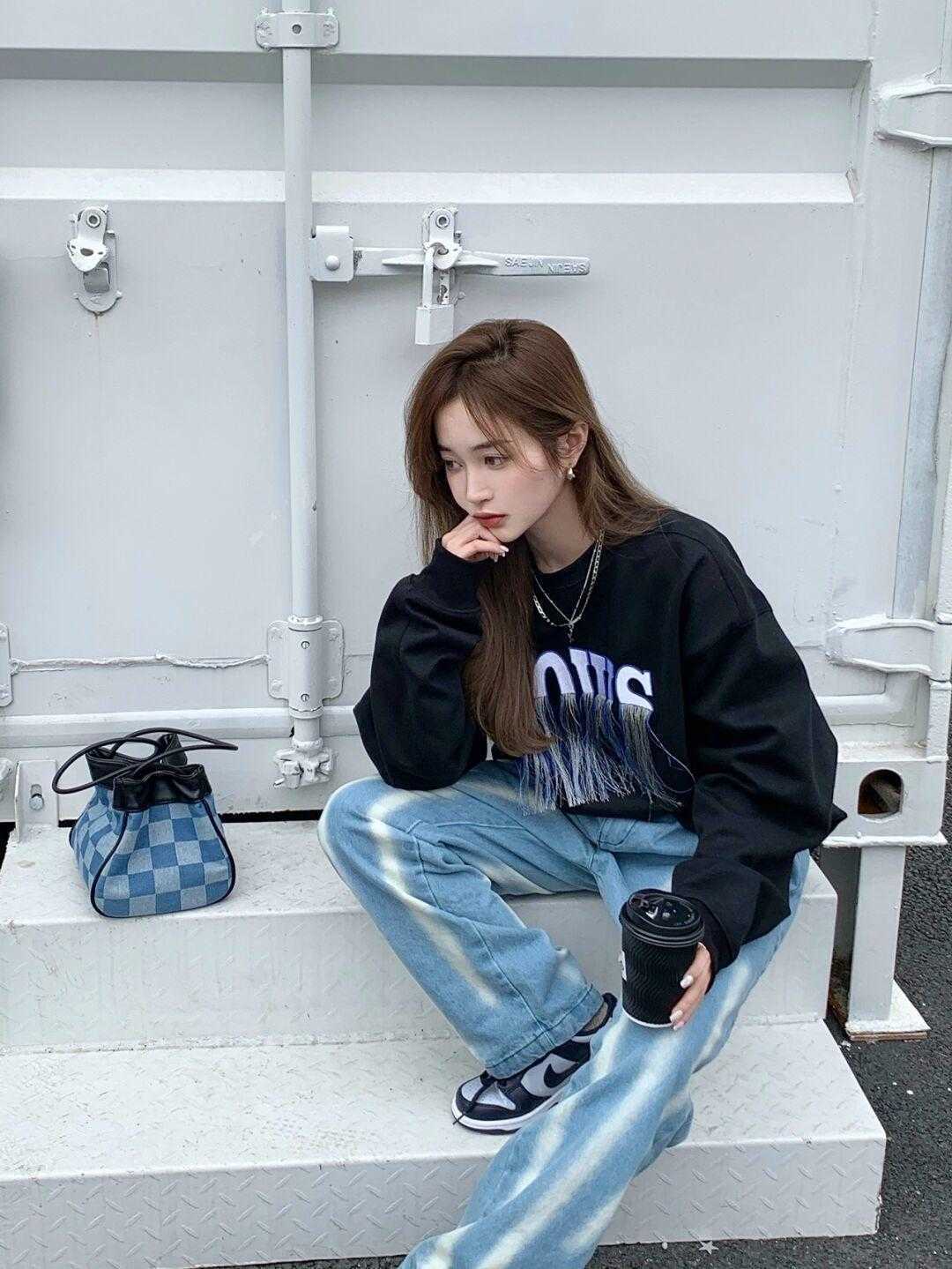 大长腿|初春的卫衣就该这样搭,减龄时髦又有个性,让你轻松美出新高度