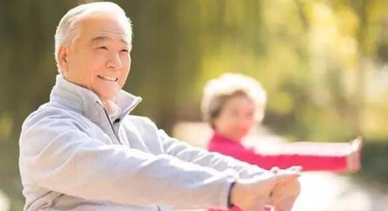  消化|96岁老人的长寿之道，记住“9字”，坚持做到，身体更健康