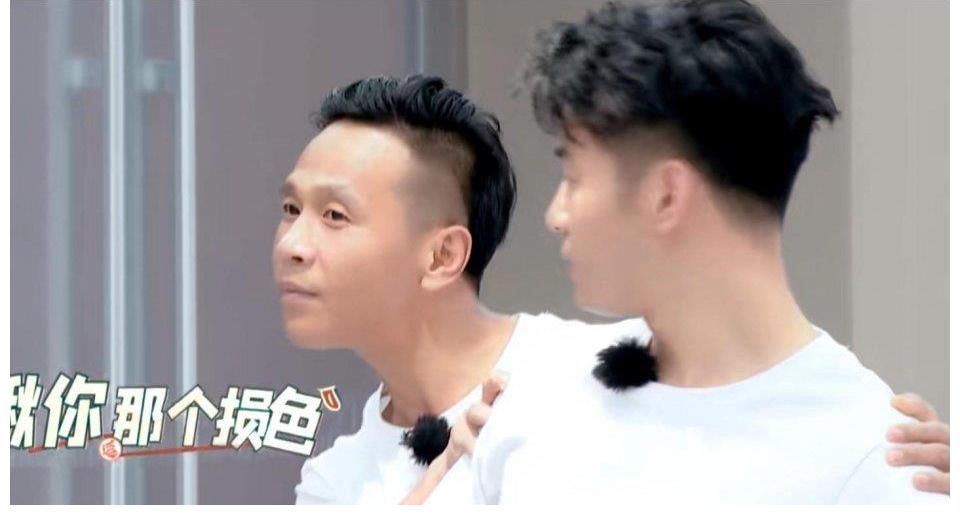 德云斗笑社|上线热度就冲进前3，宋小宝文松的新综艺，终于拿到了“王炸”？