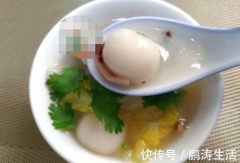 冷天，给儿子做了这早餐，当饭又当菜，吃它能量满满