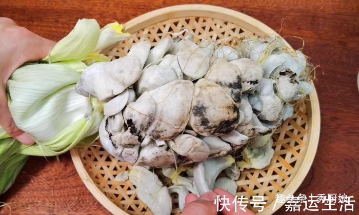 农民|此菜和玉米共生，农民见到就头痛，老外却拿它当美食，9美元1斤