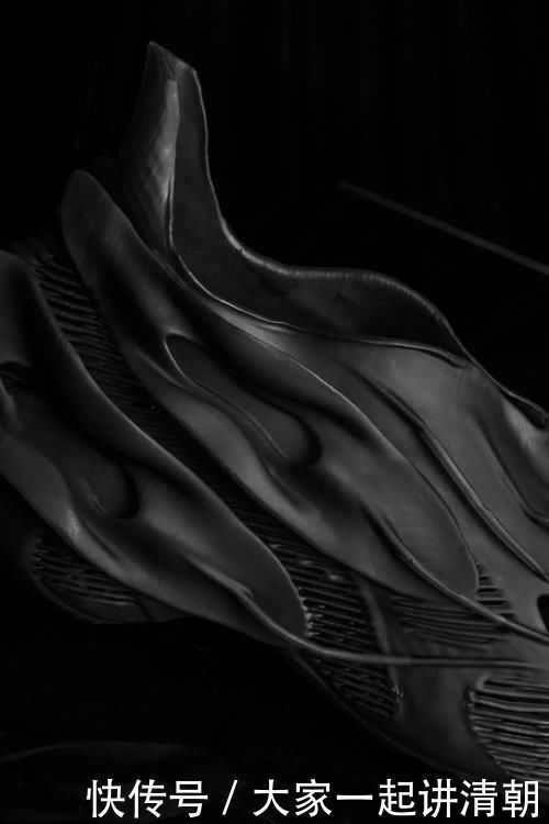 生物感 开箱神秘新鞋!长这样的鞋真没见过!光看鞋盒就惊了!