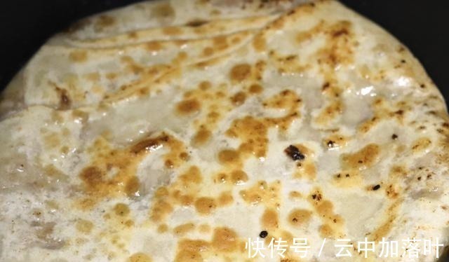 自制千层猪肉饼，好吃不腻，外皮酥脆，馅料鲜香，真解馋！