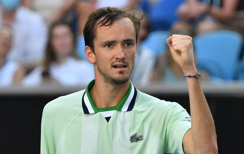 破發(fā)點(diǎn)|大滿貫10連勝進(jìn)16強(qiáng)!澳網(wǎng):梅德韋杰夫3-0完勝黑馬