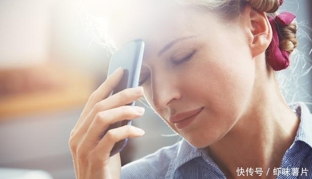 年轻|女人衰老的4个“标记”,你若一个没中,恭喜你还算年轻