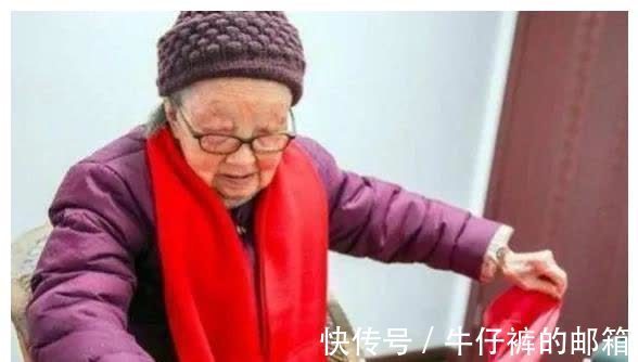 旷神怡|“小镇第一寿星”107岁奶奶养生秘诀:6个习惯,活过百年
