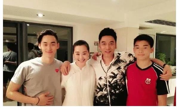 愛(ài)情鳥|不怨天尤人，不溺愛(ài)孩子，樂(lè)天派林依輪，太多地方值得我們學(xué)習(xí)