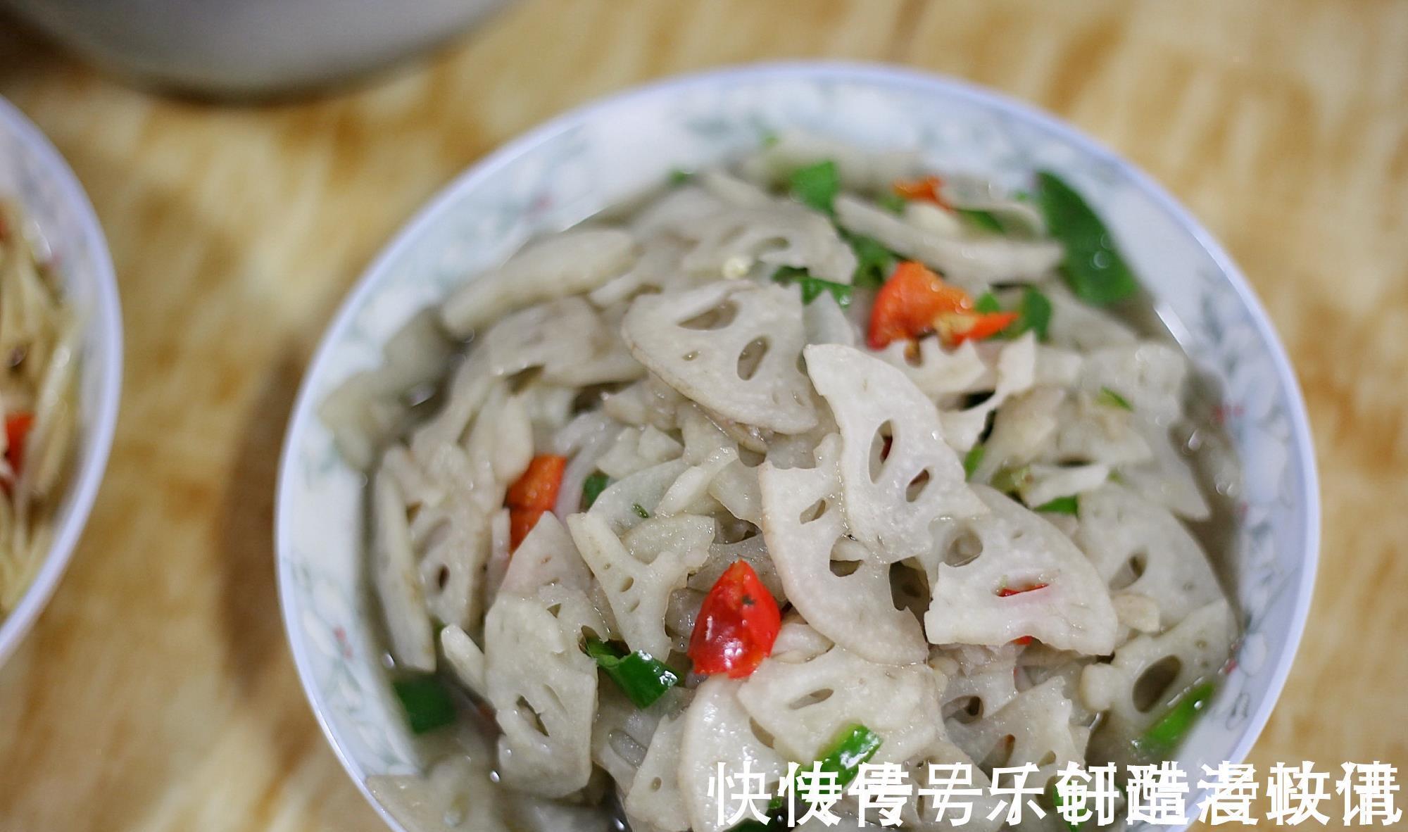 回娘家吃饭,妈妈做的一桌菜,晒朋友圈火了,网友还是亲妈疼人