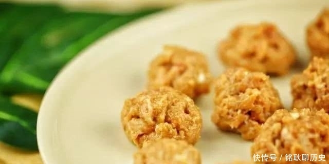 用了十年的炸丸子秘方!外酥里嫩太好吃,窍门竟然这么多!