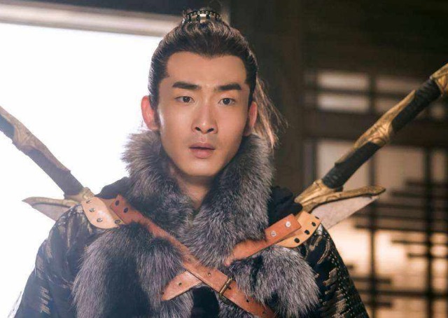 上梁山之前|梁山军衔最高的五位军官,林冲和花荣不在其列,宋江连官不是