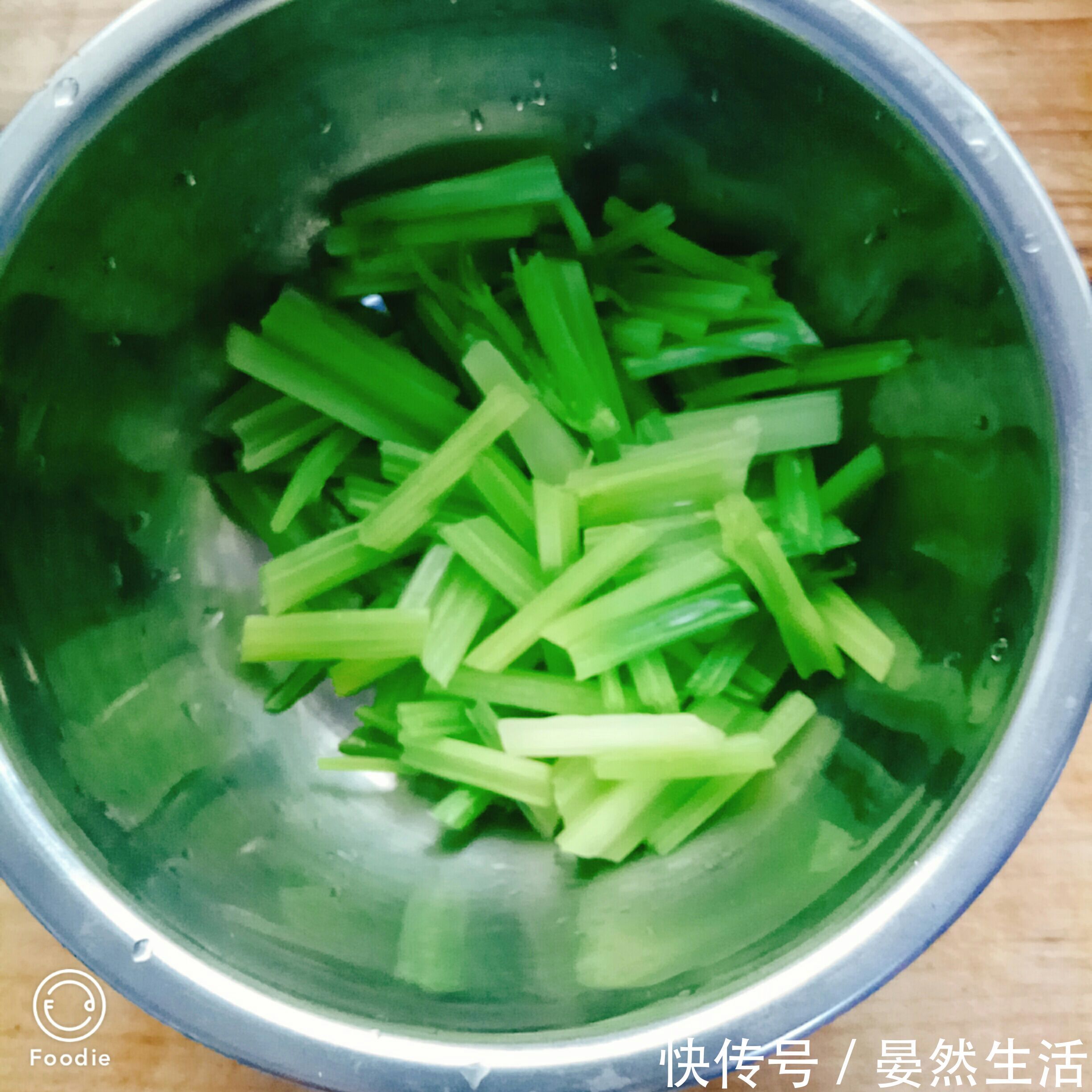 大喬|建議中年人,不管家里有錢沒錢,都要常吃這蔬菜,好吃不貴