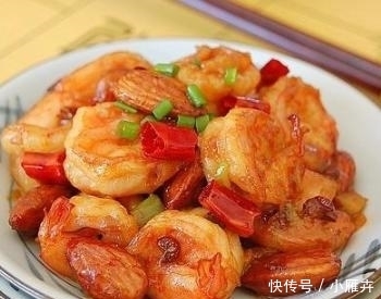 三道家常小炒,配馒头,配米饭都好吃,家人特别爱吃!