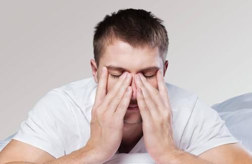 前列腺|男性身体出现4个信号,提示你开始衰老,若没有,说明你还年轻