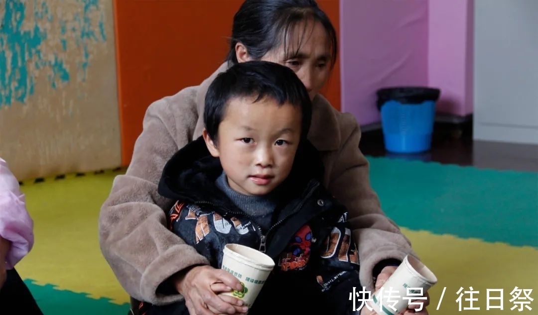 外孙|残疾女儿招了个上门女婿,意外怀孕生子,以为是惊喜,谁料是悲剧