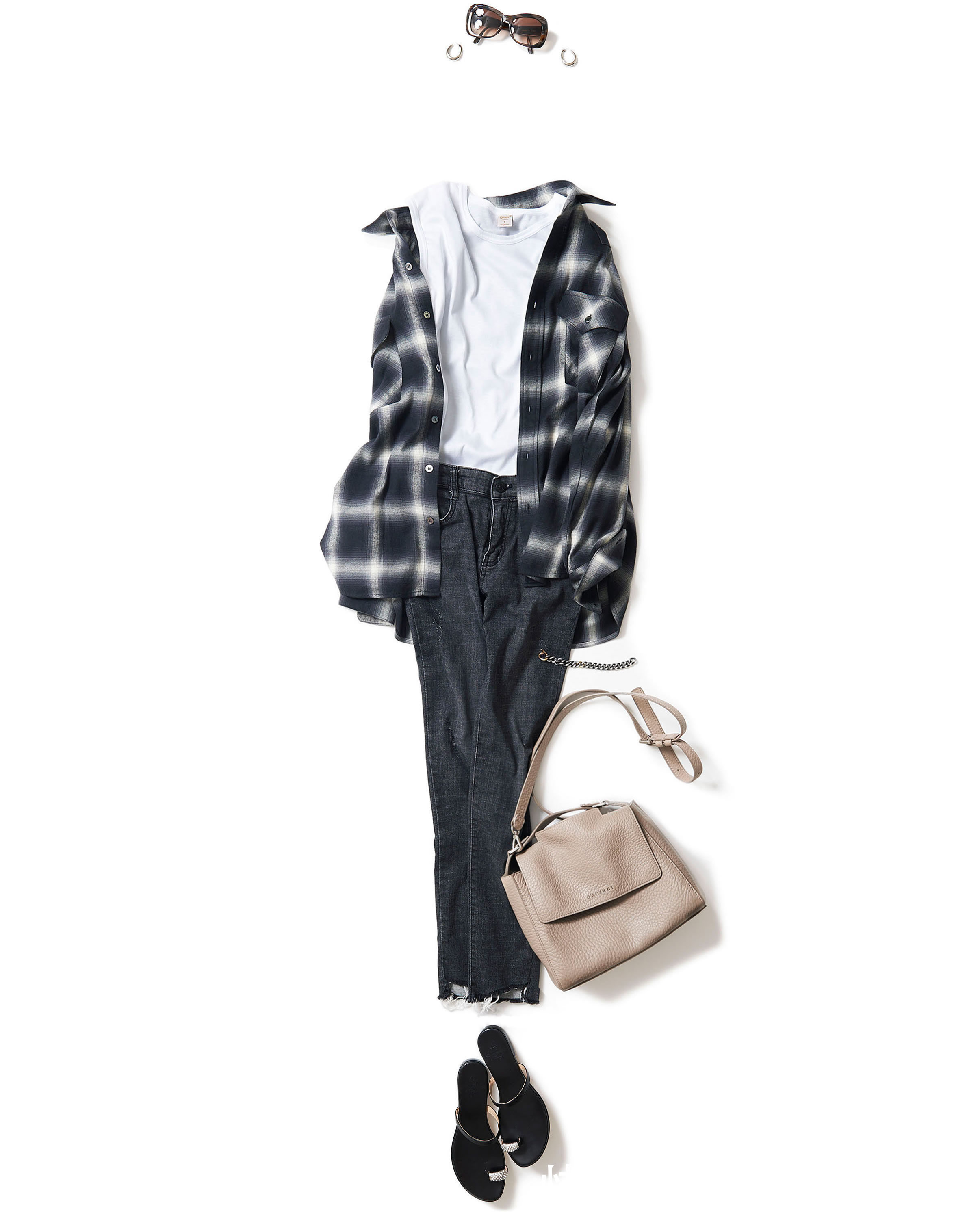 针织衫 春天穿衬衫时,请这样搭!4种高级“穿搭配色”方案,每套都完美